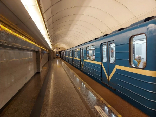 Самокат по серой ветке метро: Эксперимент, который обострил все проблемы транспортной системы Москвы