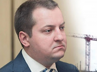 С Гладкина взятки гладки